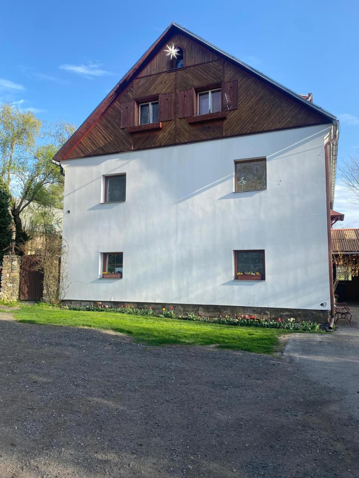 Apartmány Dolní Vítkov Chrastava Exterior foto